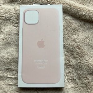 Apple iPhone 14 Plus Silicone Case - Soft Pink